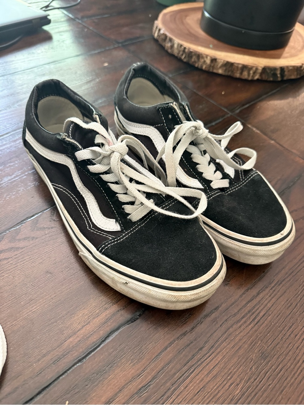 Vans Old Skool Black Low-Top Sneakers